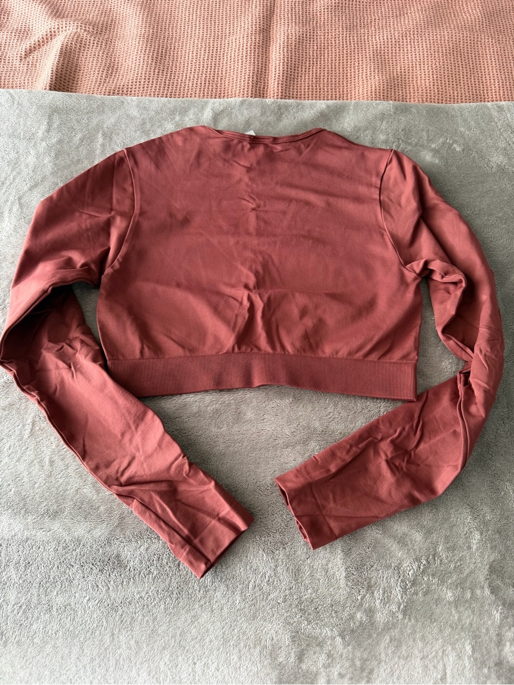 Gymshark Rosewood Mauve Long-Sleeve Cropped Top - Picture 3 of 3